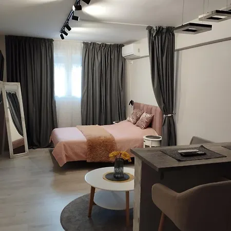 Διαμέρισμα Larissa